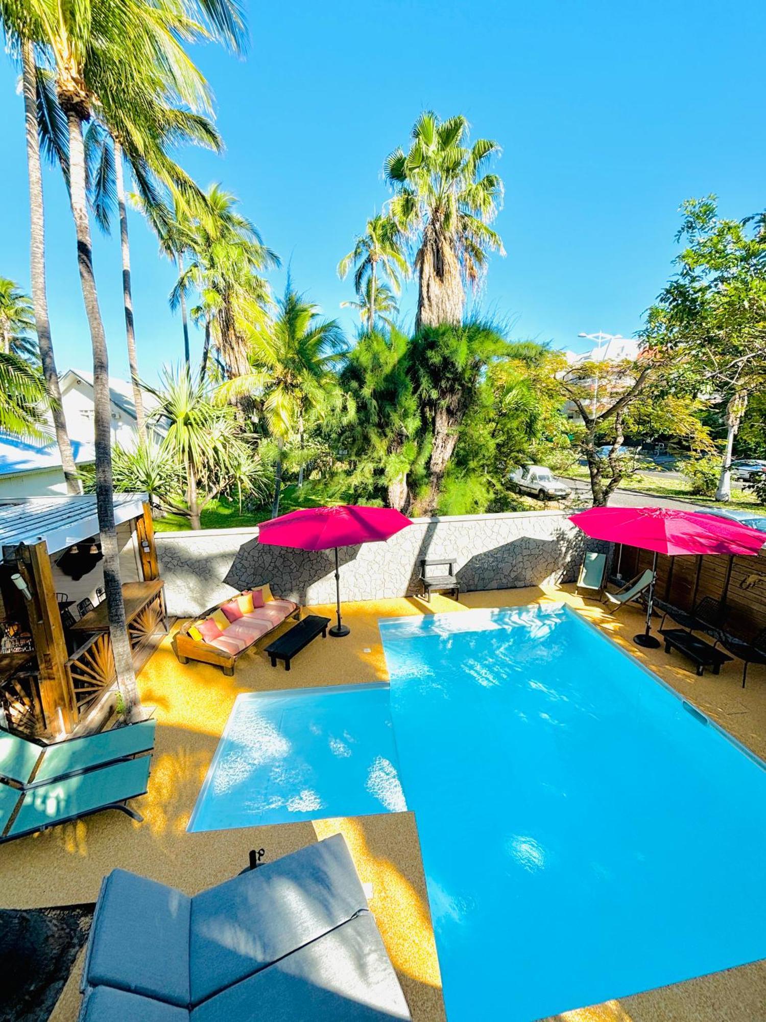 Hotel Coco Island Saint-Gilles Les Bains Exterior photo