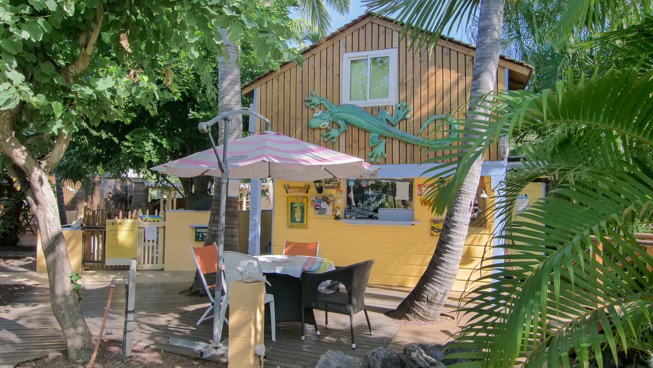 Hotel Coco Island Saint-Gilles Les Bains Exterior photo